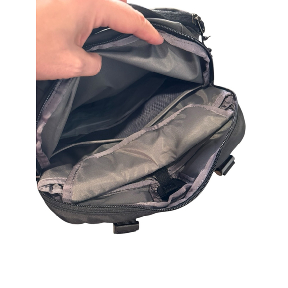 Men's Patagonia Refugio Day Pack 30L One Size Backpack - Picture 11 of 13